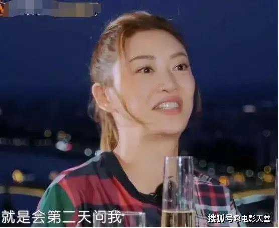 全网吃瓜反差女友视频,反差萌女友吃瓜视频，揭秘隐藏性格大揭秘